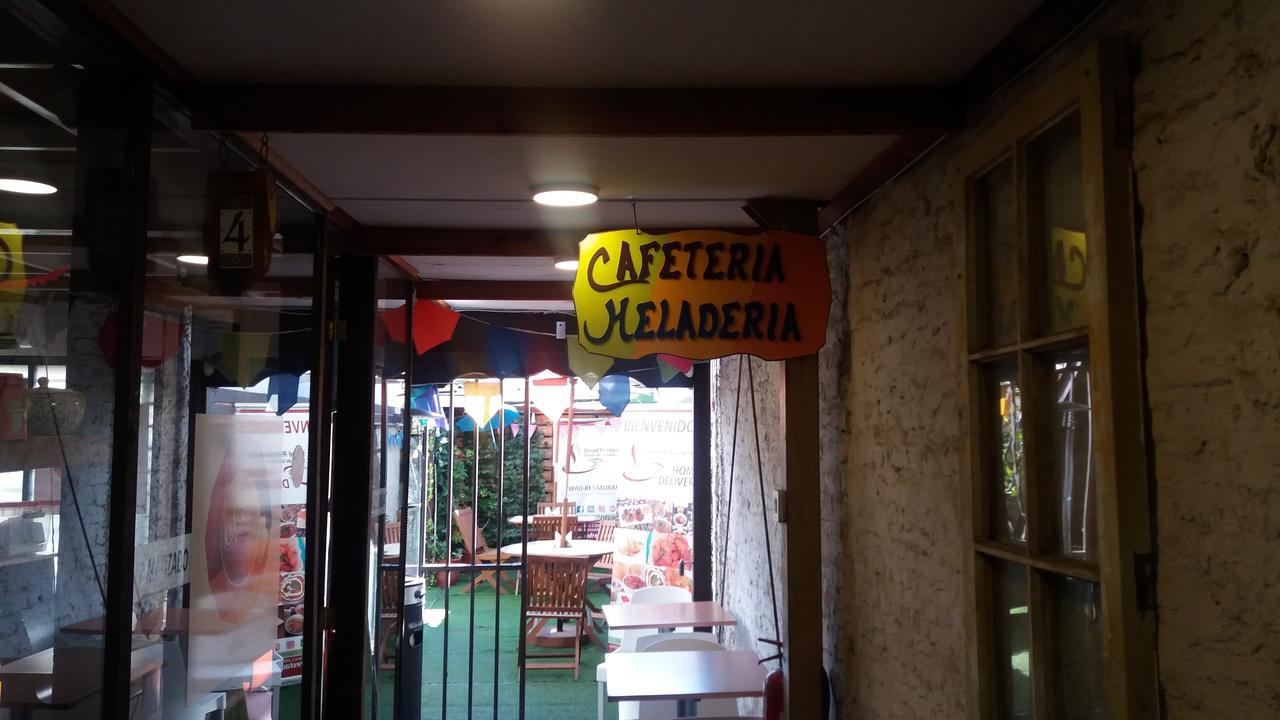 Trotamundos Hostal Santiago Kültér fotó