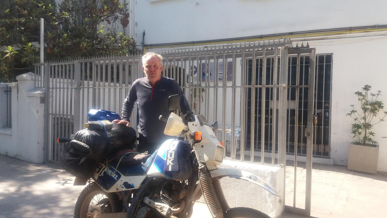 Trotamundos Hostal Santiago Kültér fotó